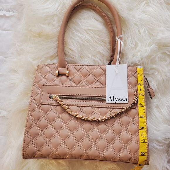 Alyssa purse - Picture 2 of 9